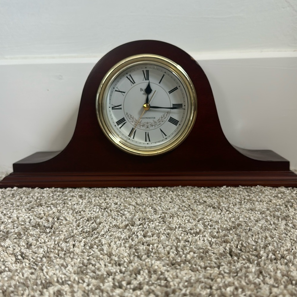 Bulova B1929 Annette Mantle Clock